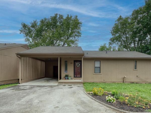8709 Olde Colony Tr, Knoxville, TN 37923
