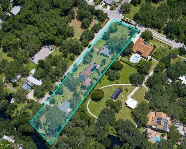 1063 Shadowlawn Dr , Naples, FL 34104 Photo