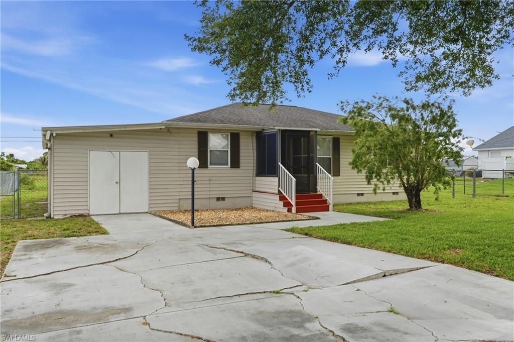 4302 7th St Sw, Lehigh Acres, FL 33976 Photo