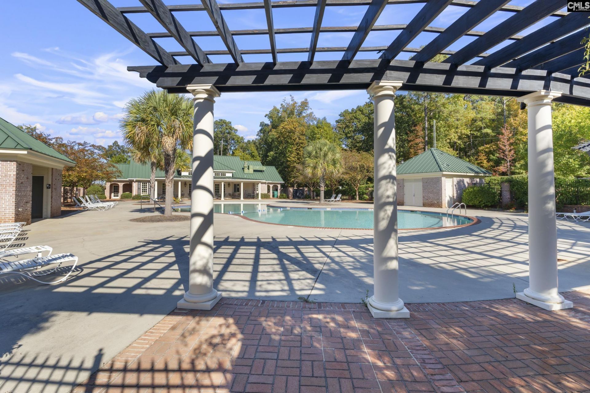 102 Longford Court Photo 63