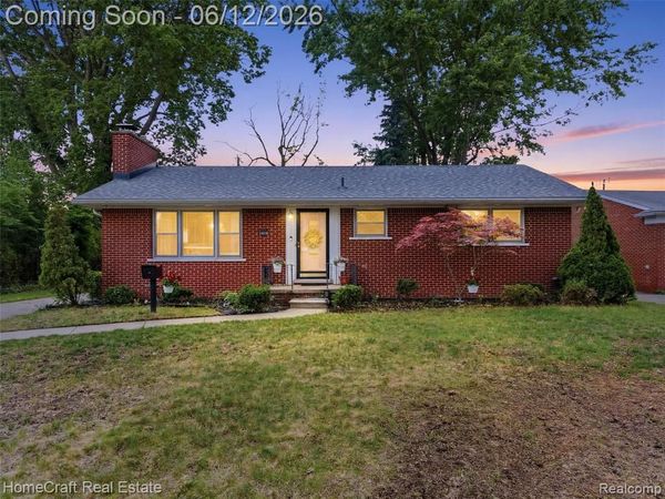 1775 N GULLEY Road, Dearborn Heights, MI 48127