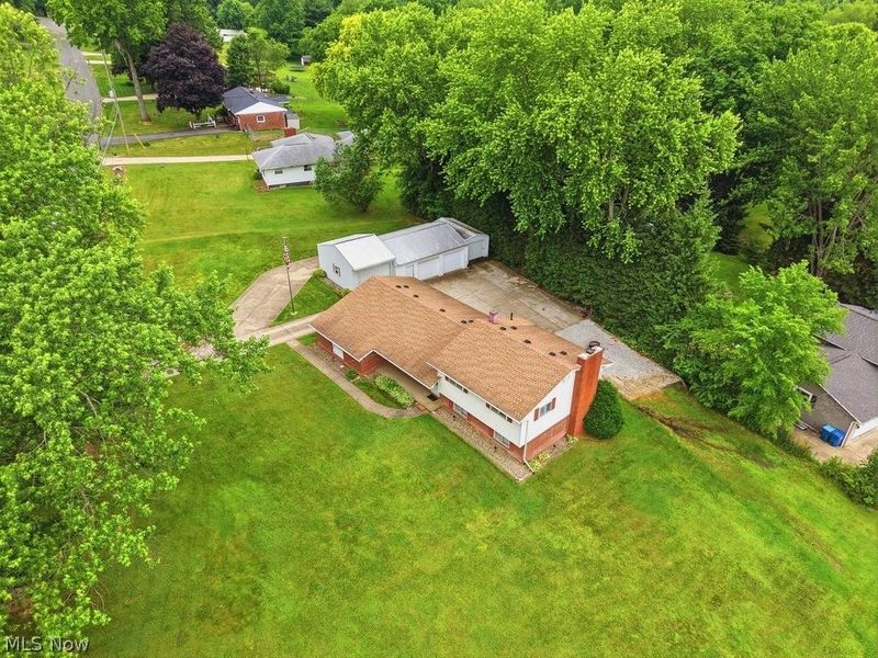 6315 Redbird Terrace, New Franklin, OH 44216 Photo 3