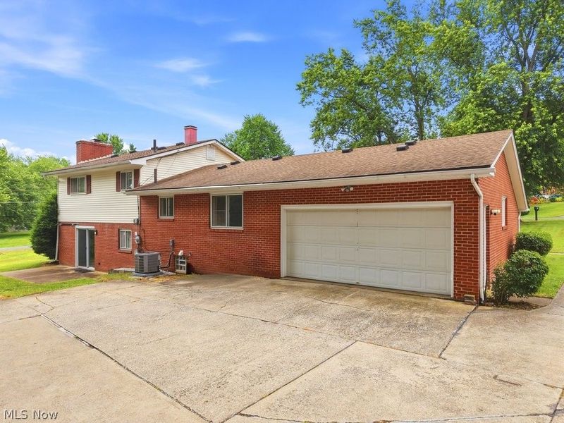 6315 Redbird Terrace, New Franklin, OH 44216 Photo 36