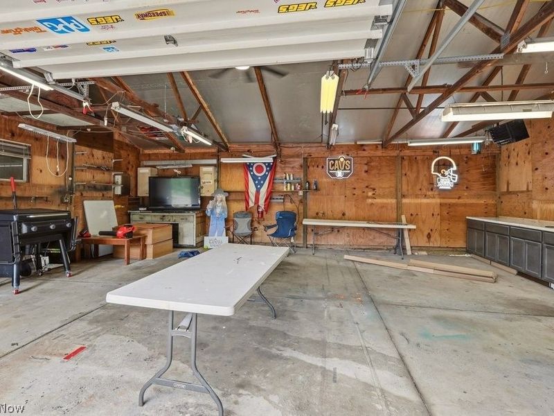 6315 Redbird Terrace, New Franklin, OH 44216 Photo 7