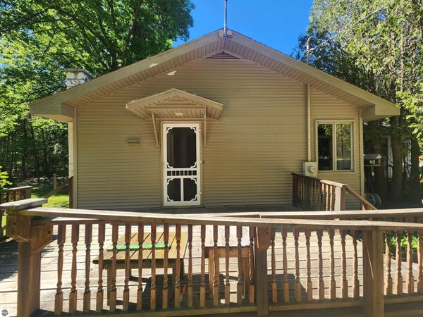 18219 Northwood Highway, Arcadia, MI 49613