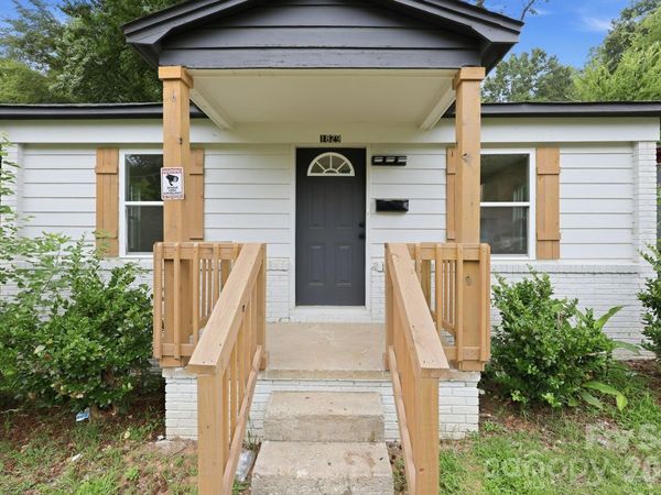 1829 Taylor Avenue, Charlotte, NC 28216