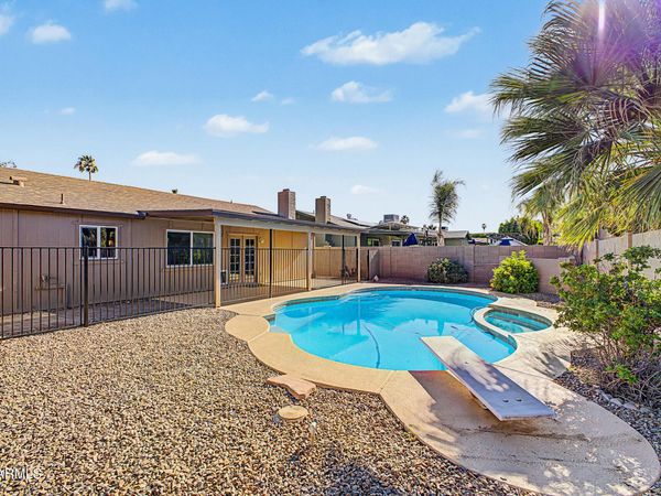 3948 E Hillery Drive, Phoenix, AZ 85032