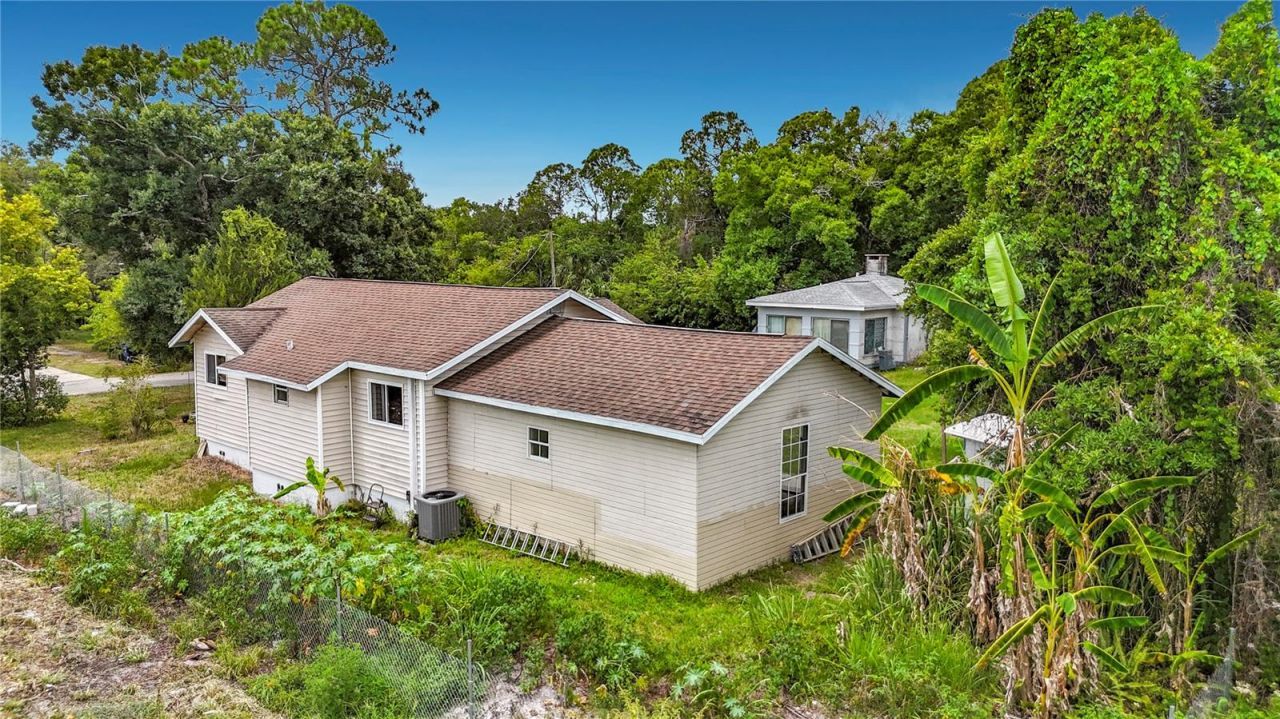 2115 S 55th Avenue E, Bradenton, FL 34203 Photo