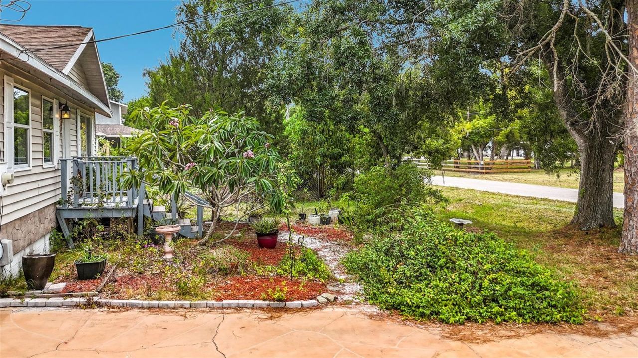 2115 55th Avenue E, Bradenton, FL 34203 Photo