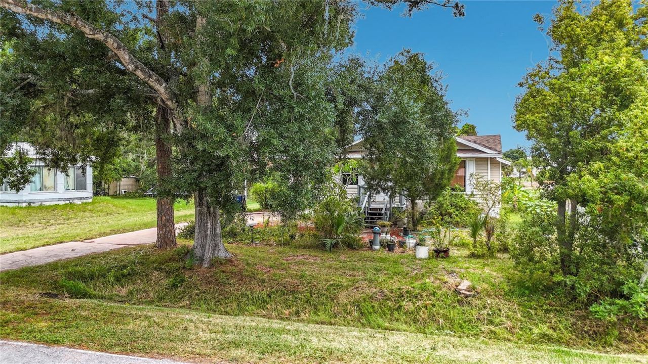 2115 S 55th Avenue E, Bradenton, FL 34203 Photo