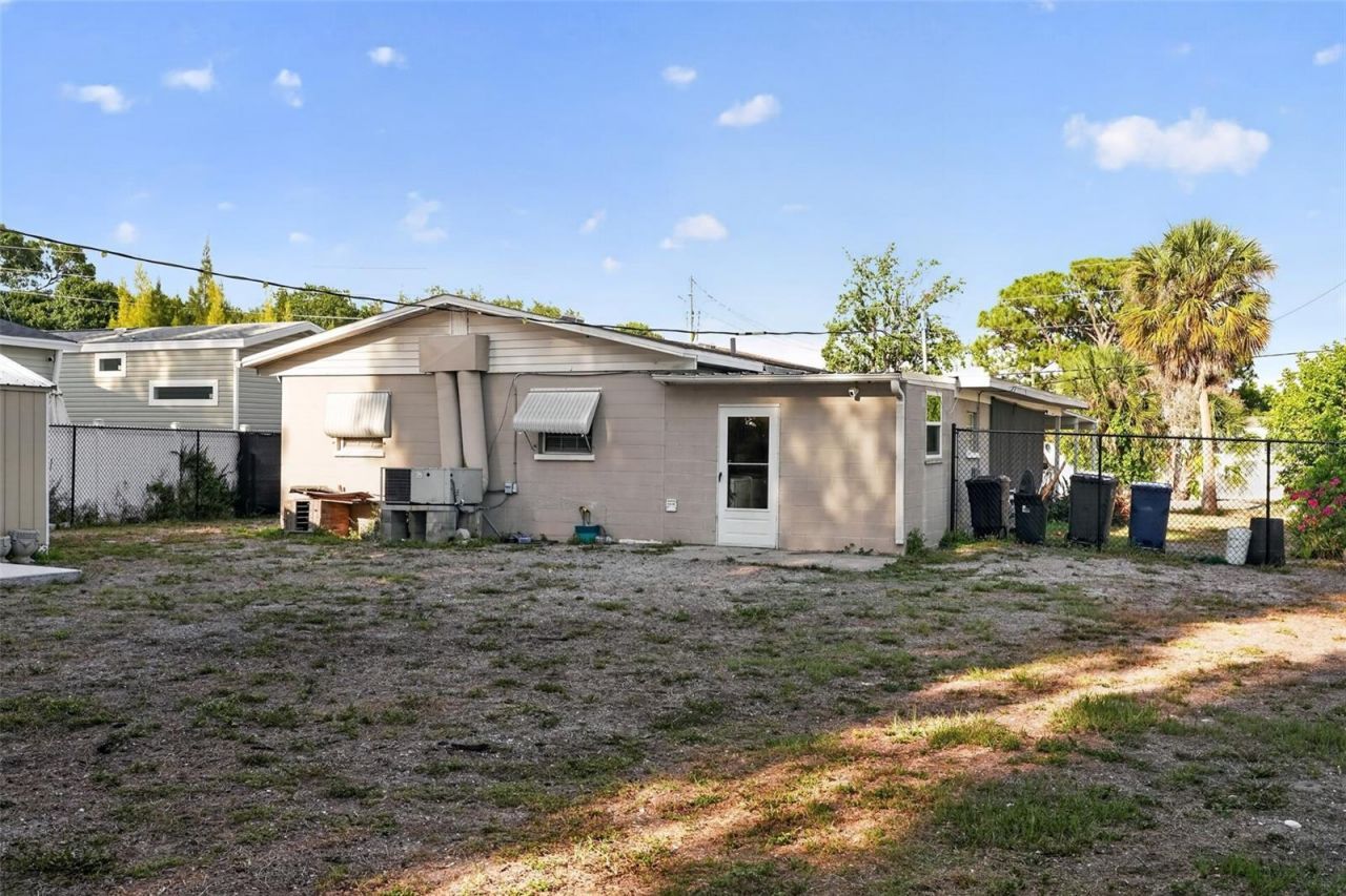 5511 3rd Street W, Bradenton, FL 34207 Photo