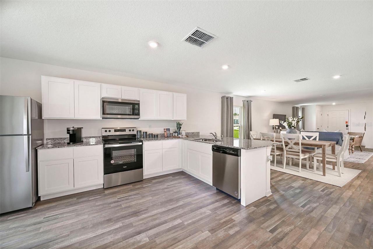 3217 Warwick Place , Haines City, FL 33844 Photo