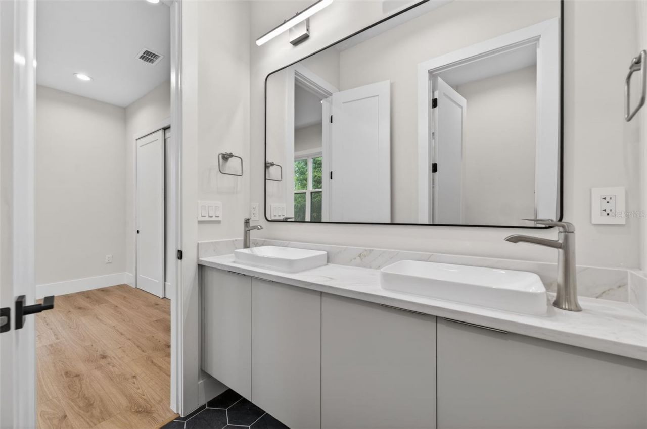 240 N Phelps Avenue, Winter Park, FL 32789 Photo