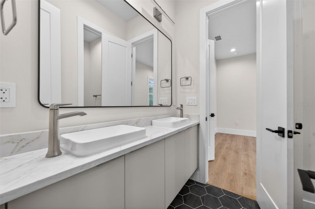 240 N Phelps Avenue, Winter Park, FL 32789 Photo