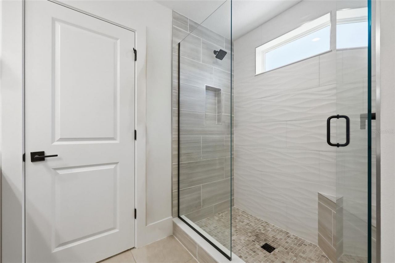 1663 Crowncrest Drive, Apopka, FL 32703 Photo
