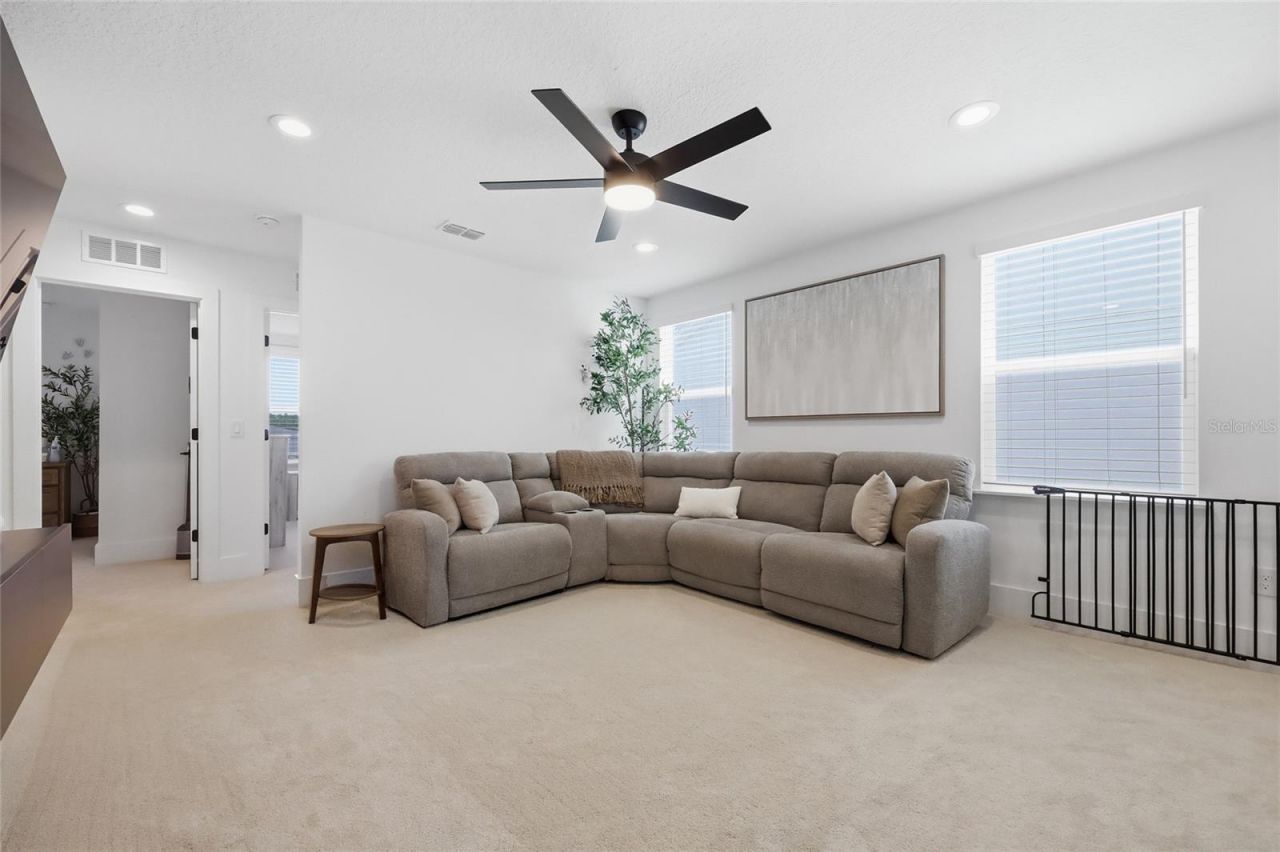 1663 Crowncrest Drive, Apopka, FL 32703 Photo