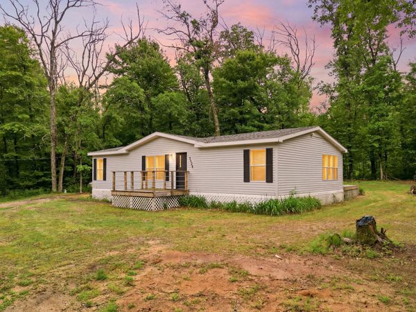 9988 N West County Line Road, Newaygo, MI 49337