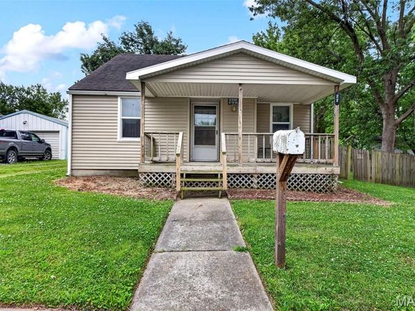 22 Jefferson Drive, Bowling Green, MO 63334