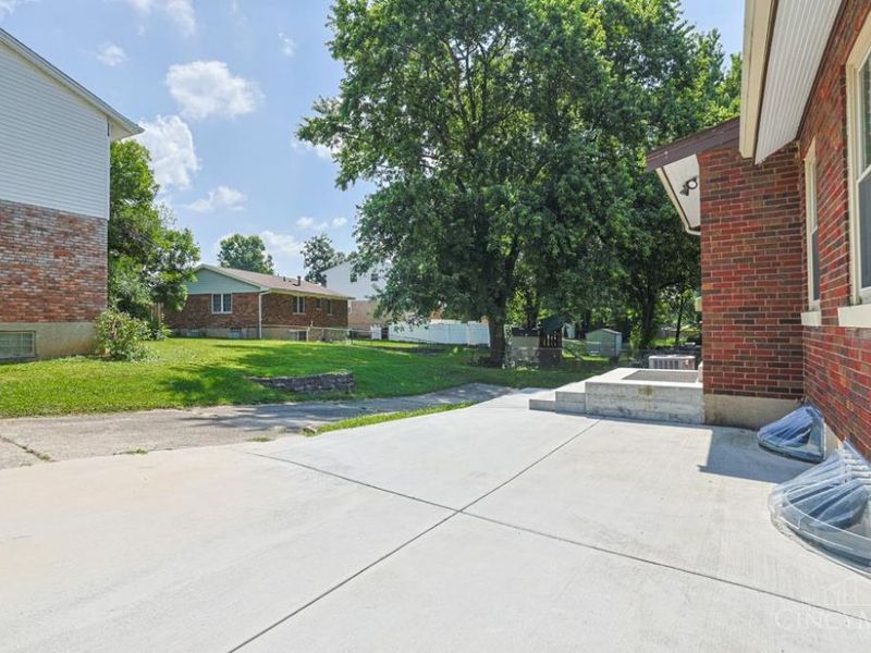 3247 Autumn Lane, Green Township, OH 45239 Photo 38