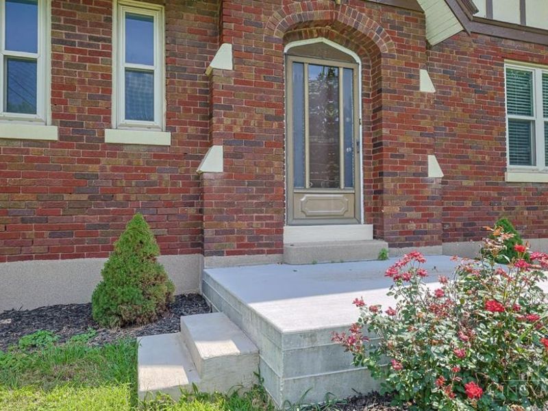 3247 Autumn Lane, Green Township, OH 45239 Photo 4