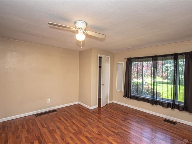 1058 Hale Avenue, Kettering, OH 45419 Photo 20