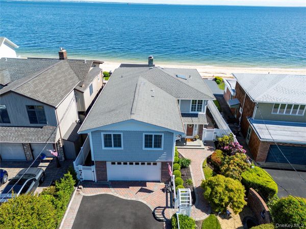 19 Oak Shore Drive , Bayville, NY 11709