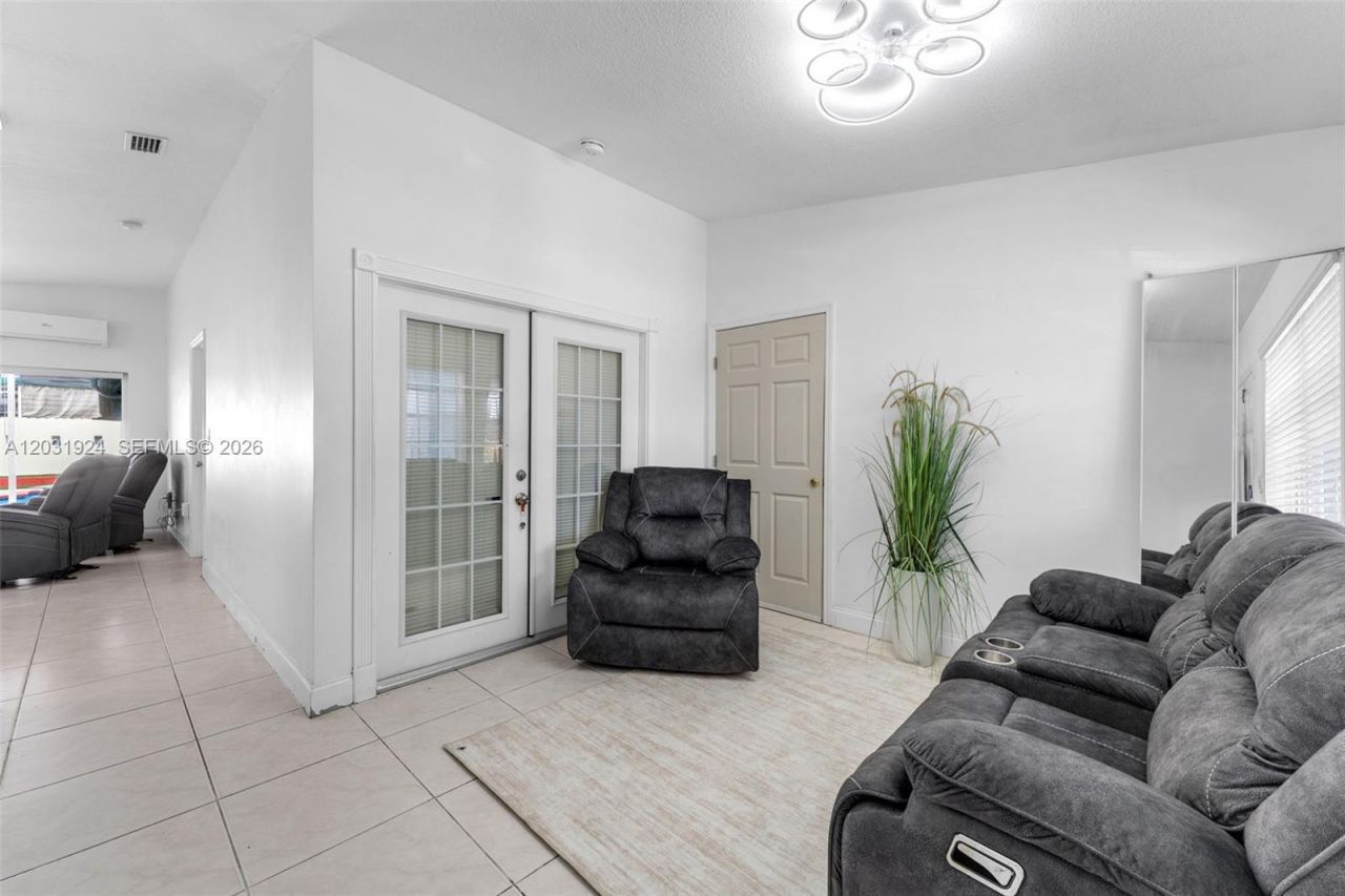 14200 SW 147th Ct , Miami, FL 33196 Photo