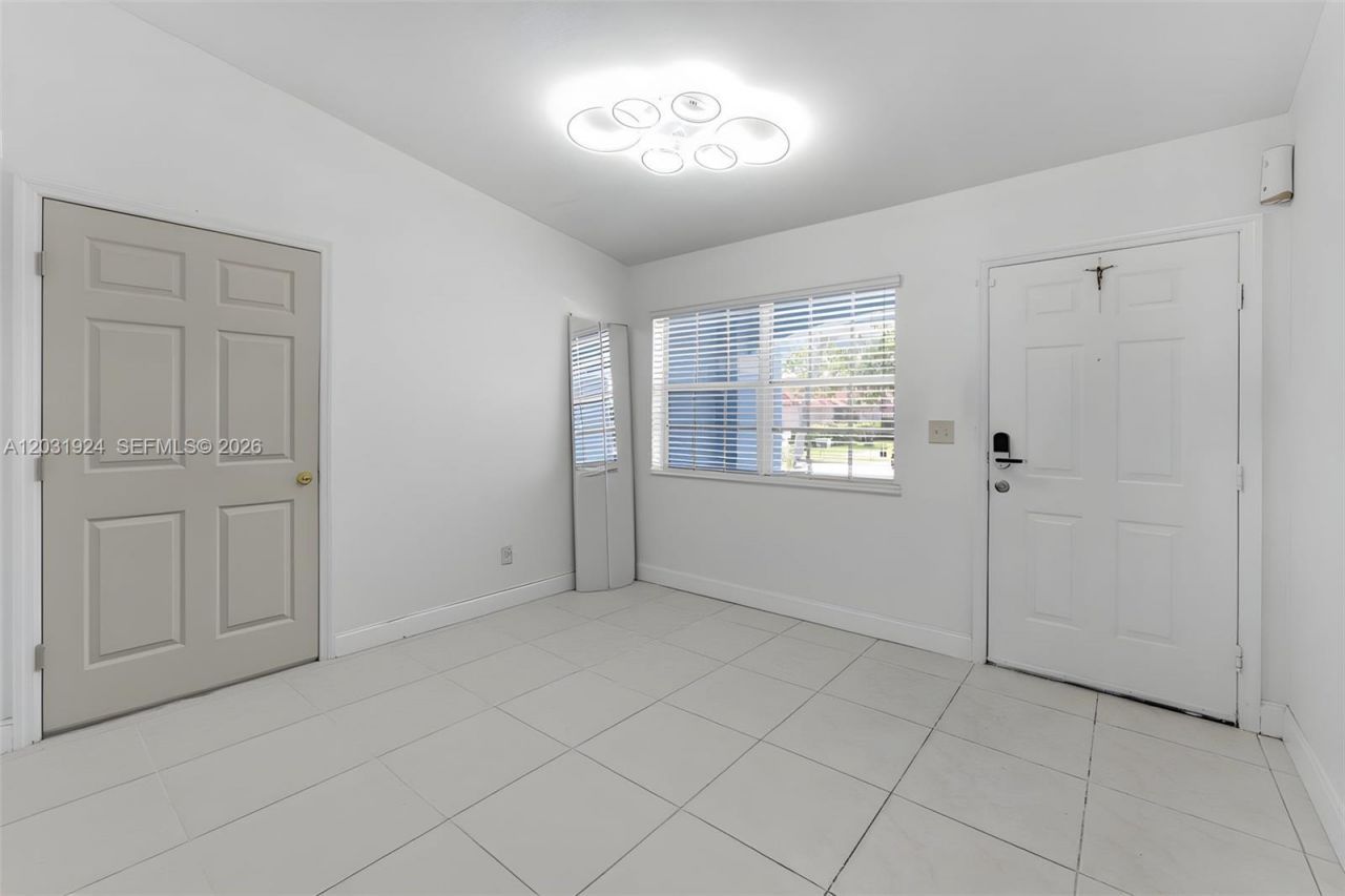 14200 SW 147th Ct , Miami, FL 33196 Photo