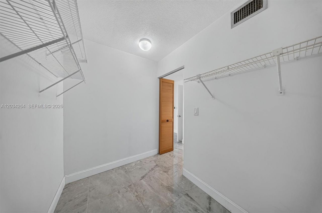 8540 SW 212th St, Unit 202, Cutler Bay, FL 33189 Photo