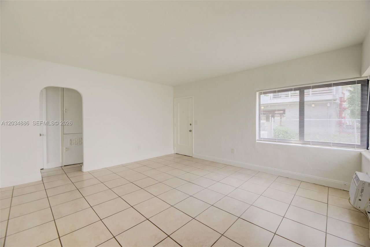1980 Biarritz Dr , Miami Beach, FL 33141 Photo