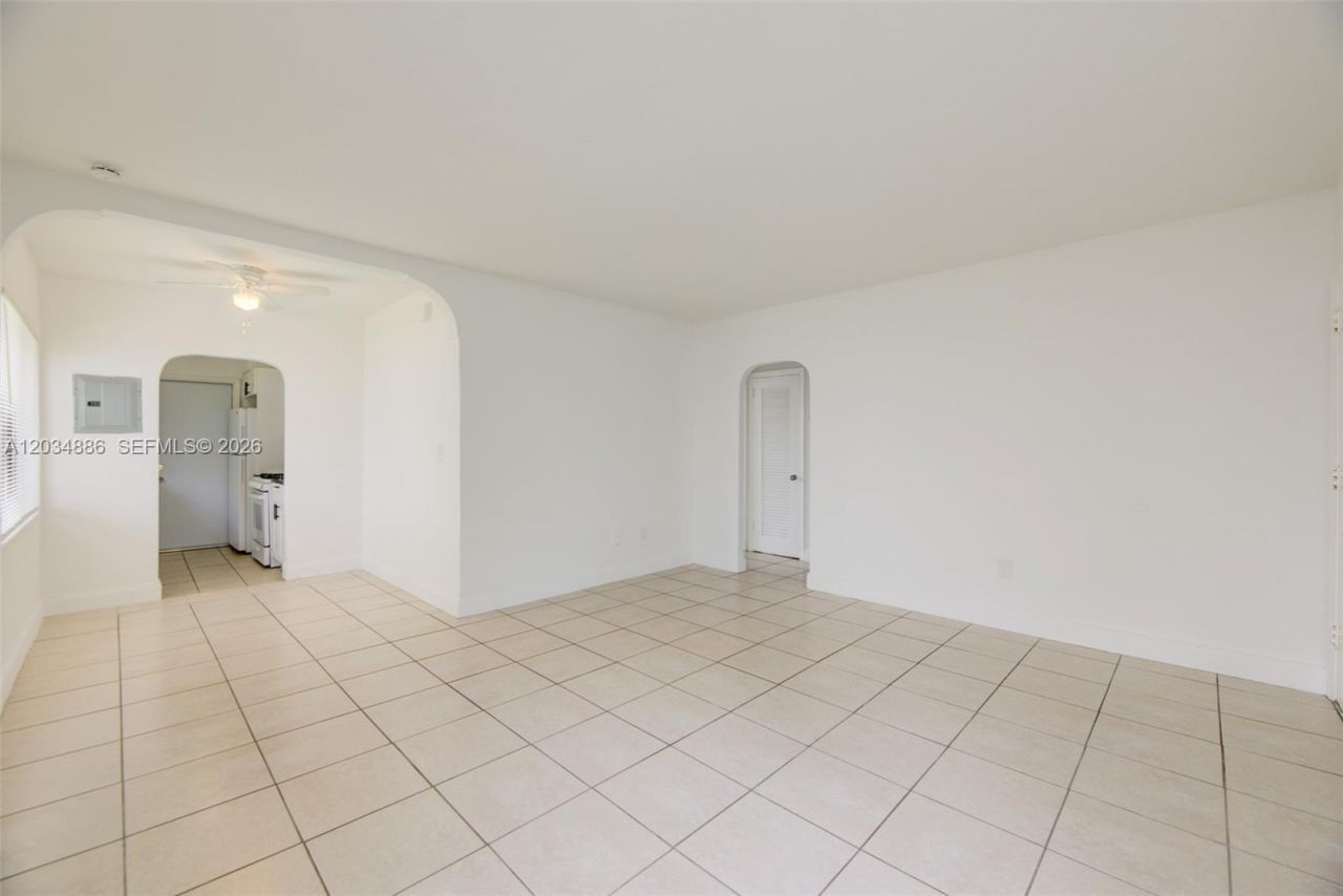 1980 Biarritz Dr , Miami Beach, FL 33141 Photo