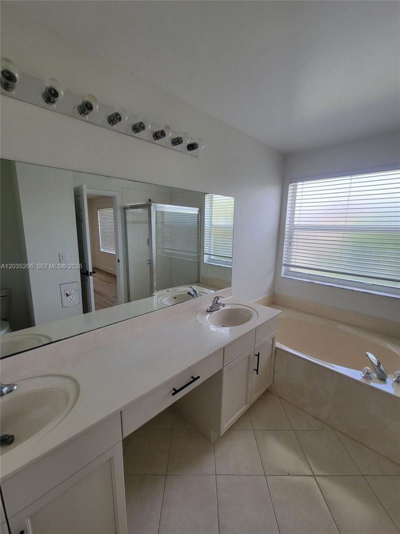 9936 Woodworth Ct , Unit 438, Wellington, FL 33414 Photo