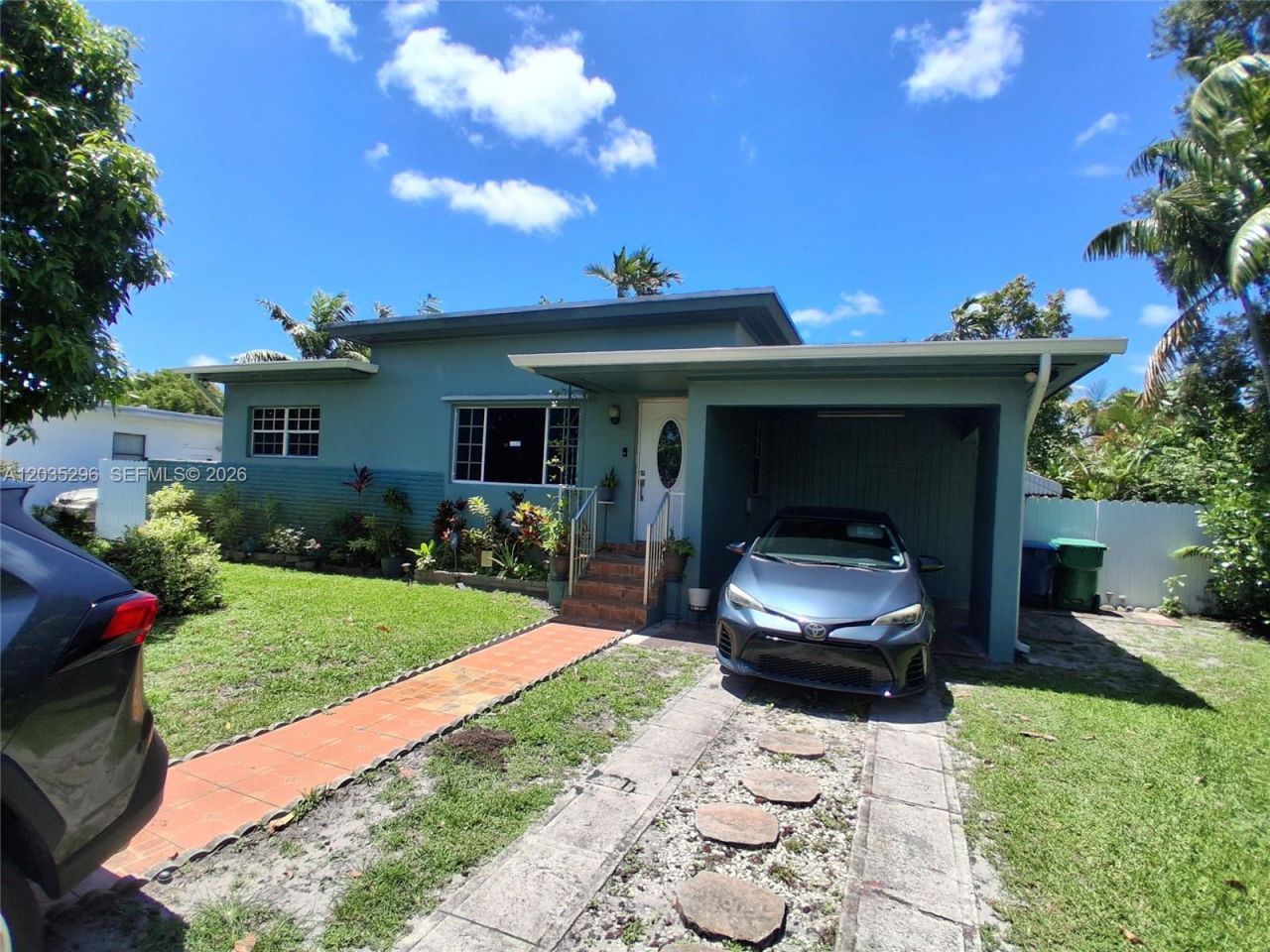220 NW 150th St, Miami, FL 33168 Photo