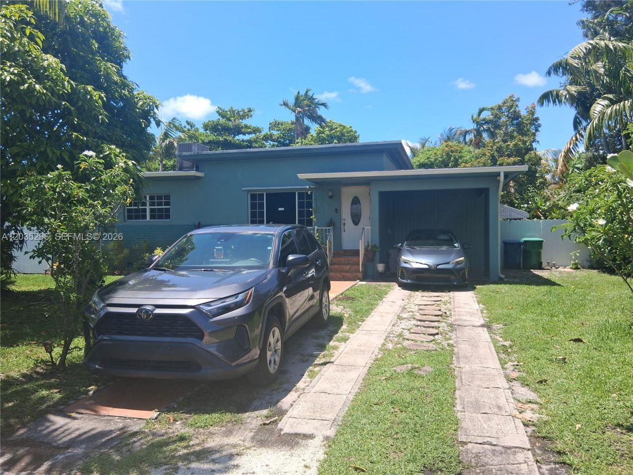 220 NW 150th St, Miami, FL 33168 Photo