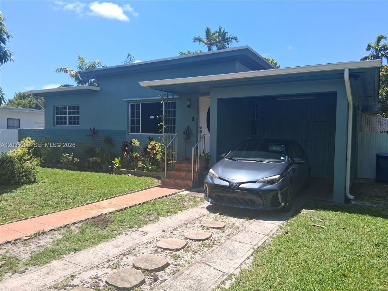 220 NW 150th St, Miami, FL 33168 Photo
