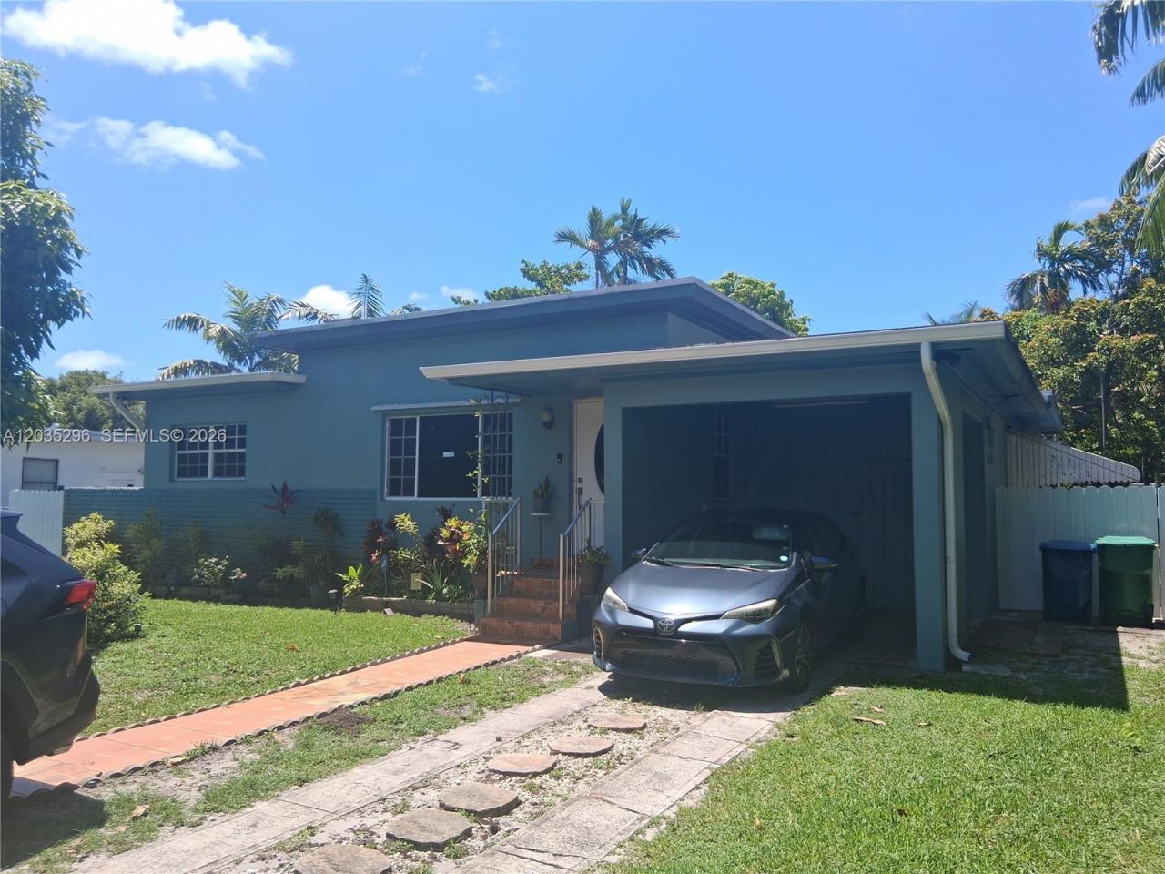 220 NW 150th St, Miami, FL 33168 Photo