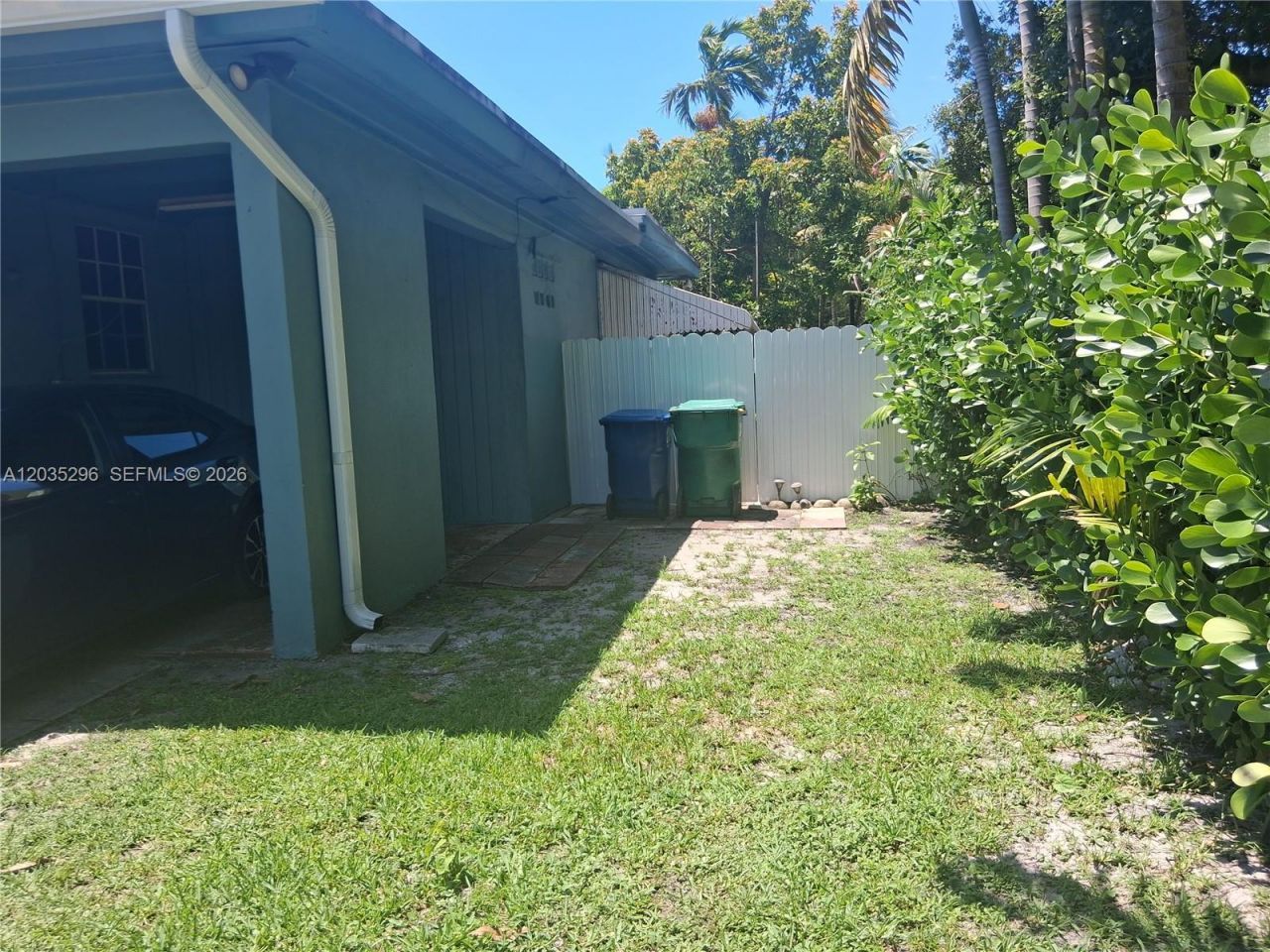 220 NW 150th St, Miami, FL 33168 Photo