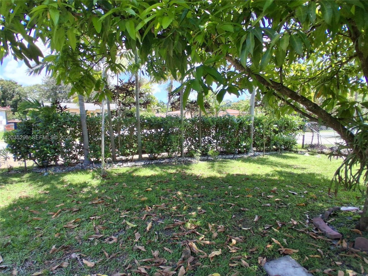 220 NW 150th St, Miami, FL 33168 Photo