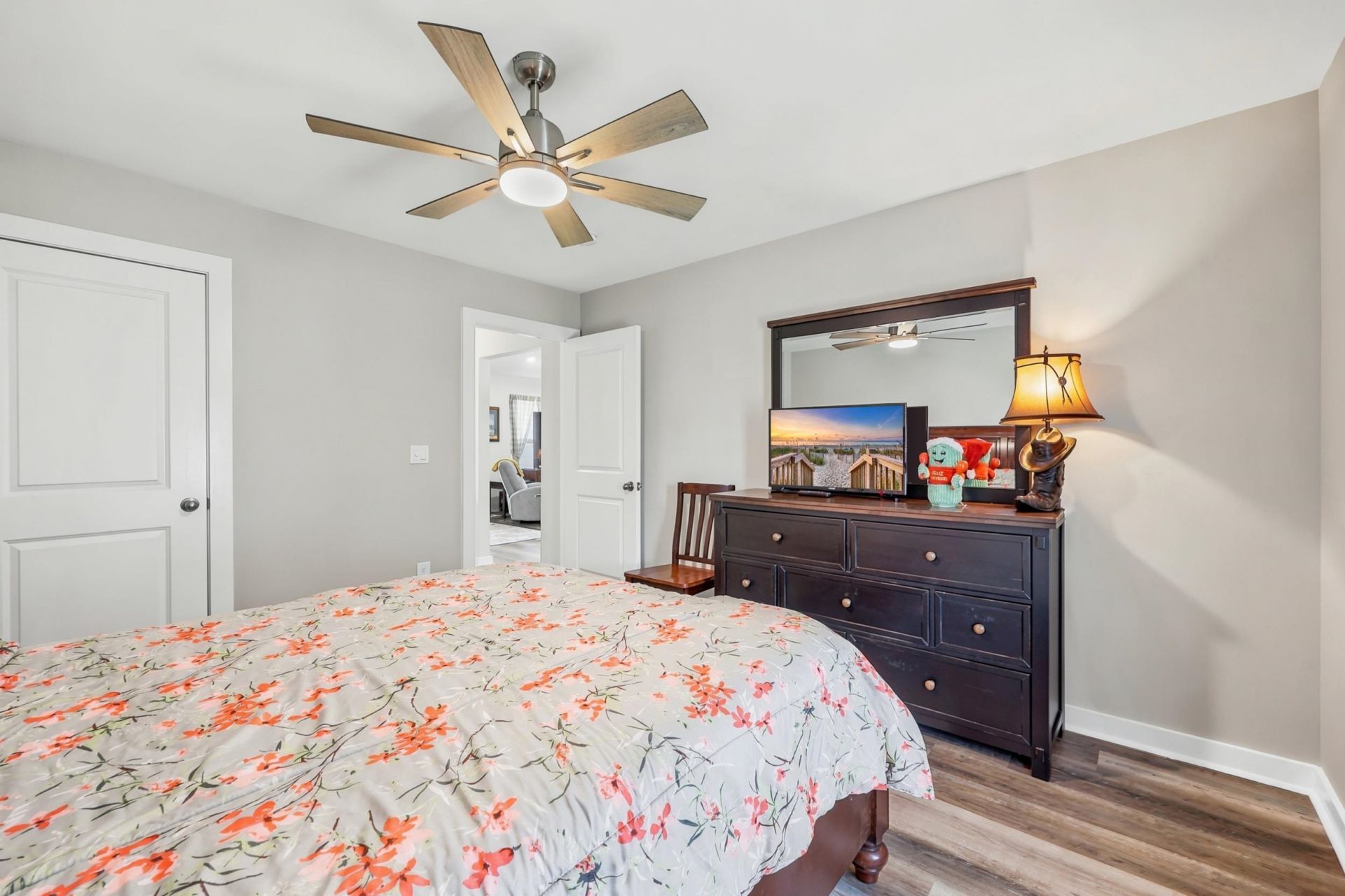 455 Pine Needle Dr.  Photo 19