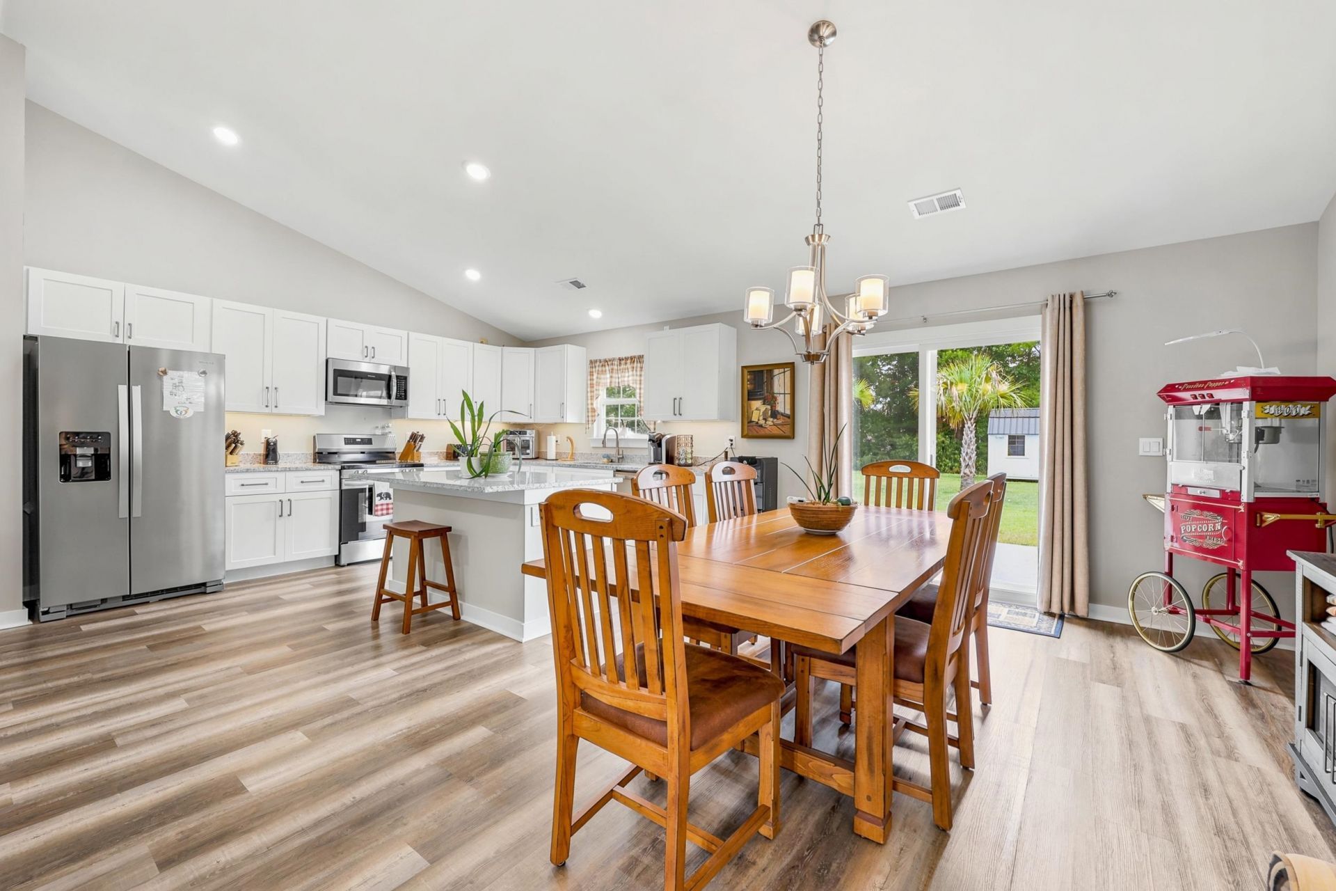 455 Pine Needle Dr.  Photo 6