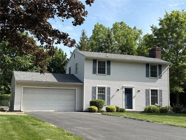 46 Sunderland Trail, Rochester, NY 14624