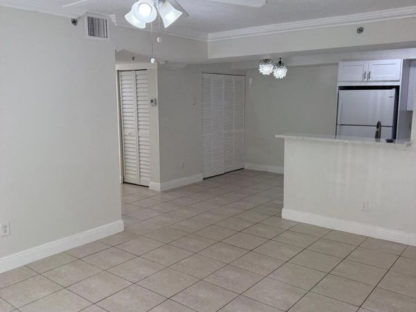 5520 NW 61st Street, Unit 205, Coconut Creek, FL 33073