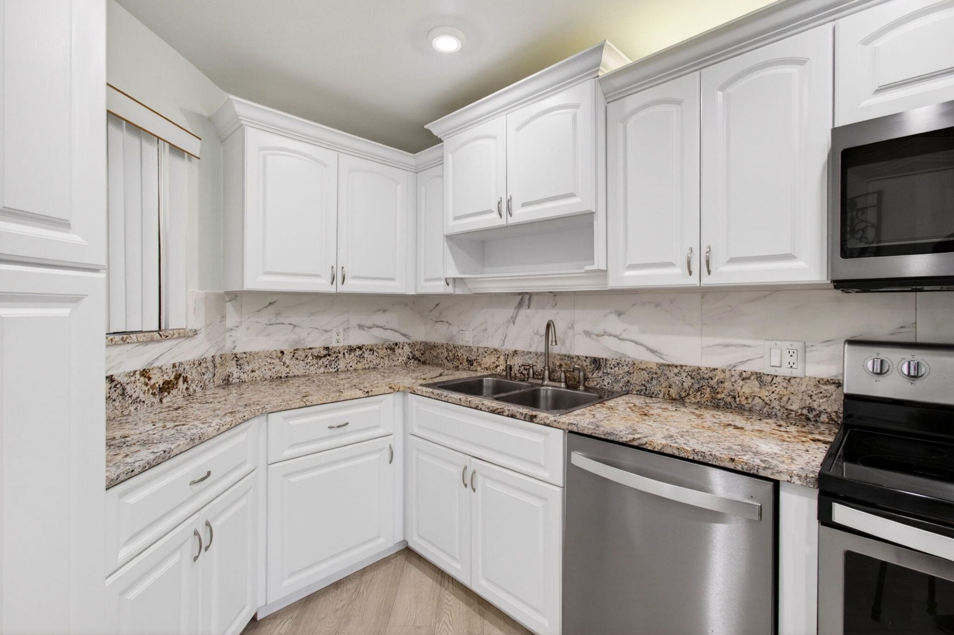 5750 Camino Del Sol, Unit 201, Boca Raton, FL 33433 Photo