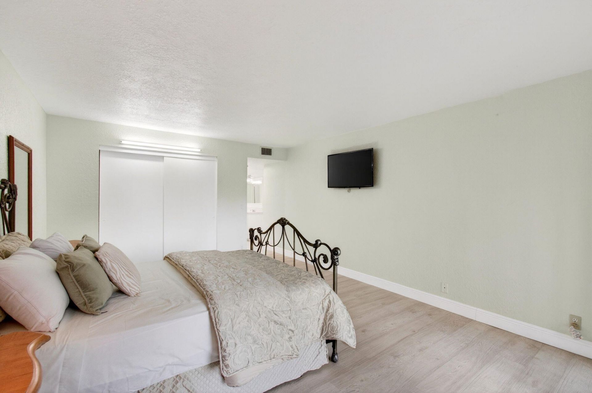 5750 Camino Del Sol, Unit 201, Boca Raton, FL 33433 Photo