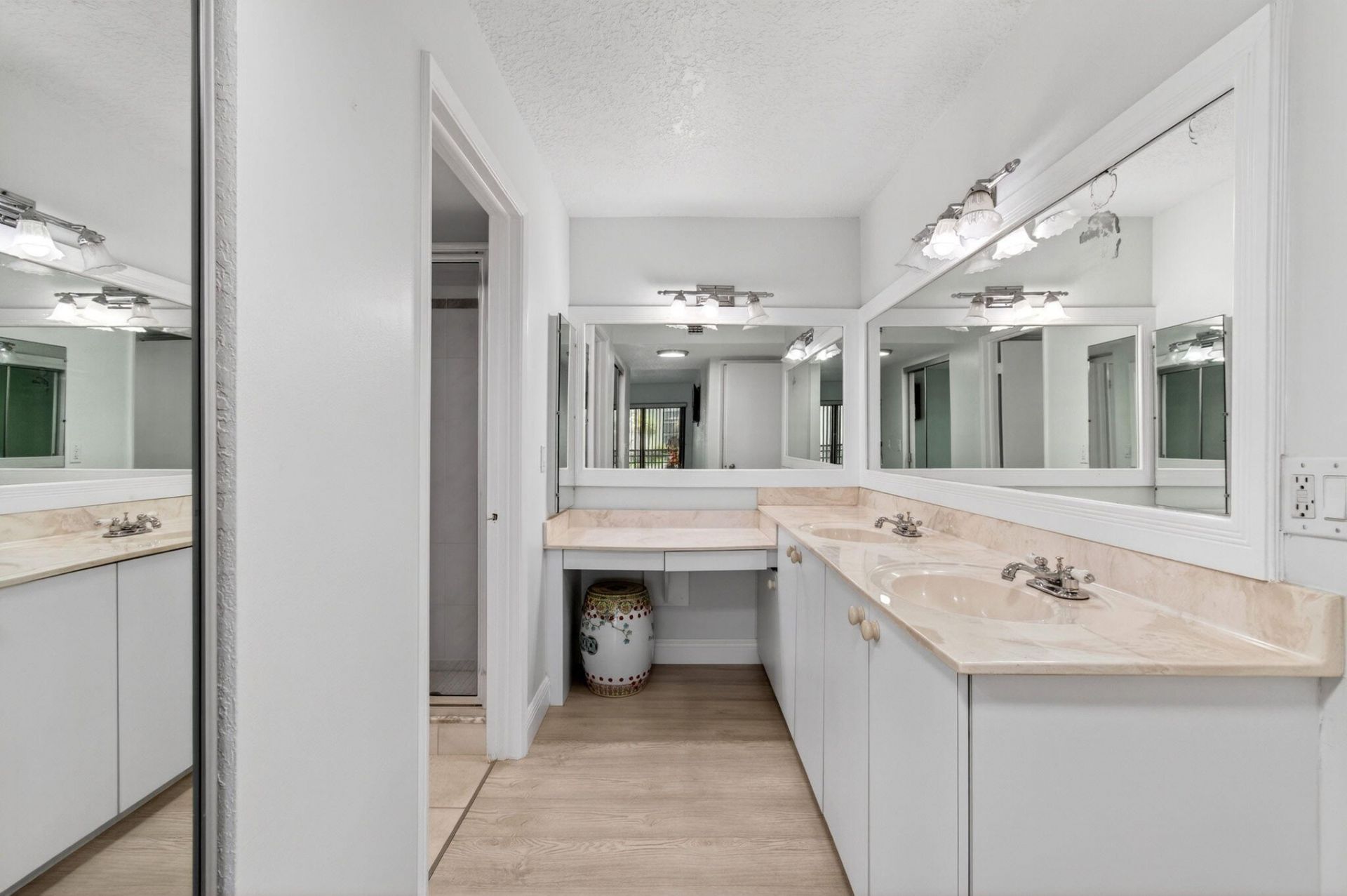 5750 Camino Del Sol, Unit 201, Boca Raton, FL 33433 Photo