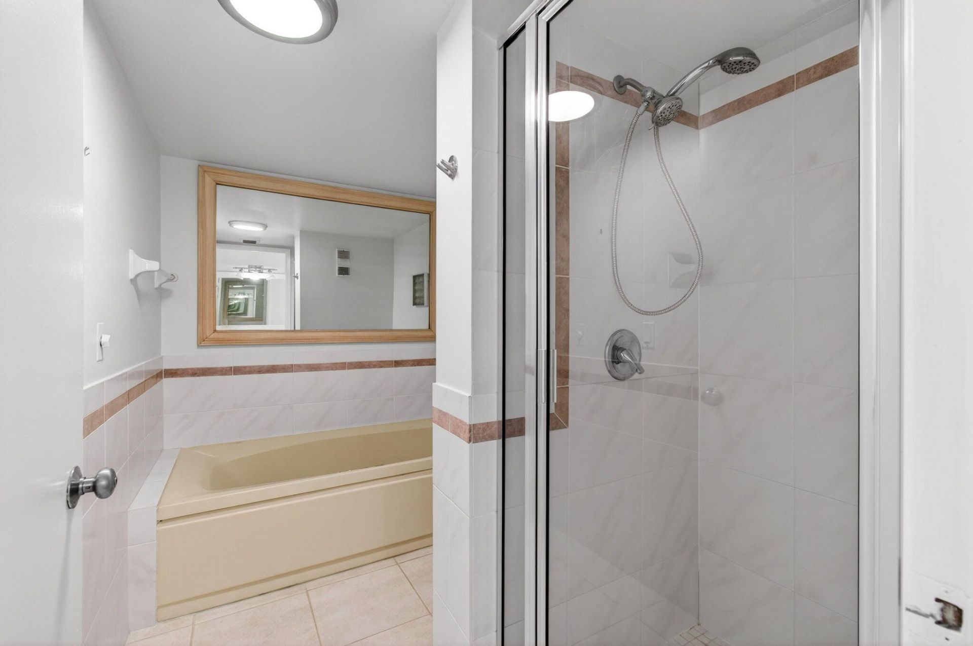 5750 Camino Del Sol, Unit 201, Boca Raton, FL 33433 Photo
