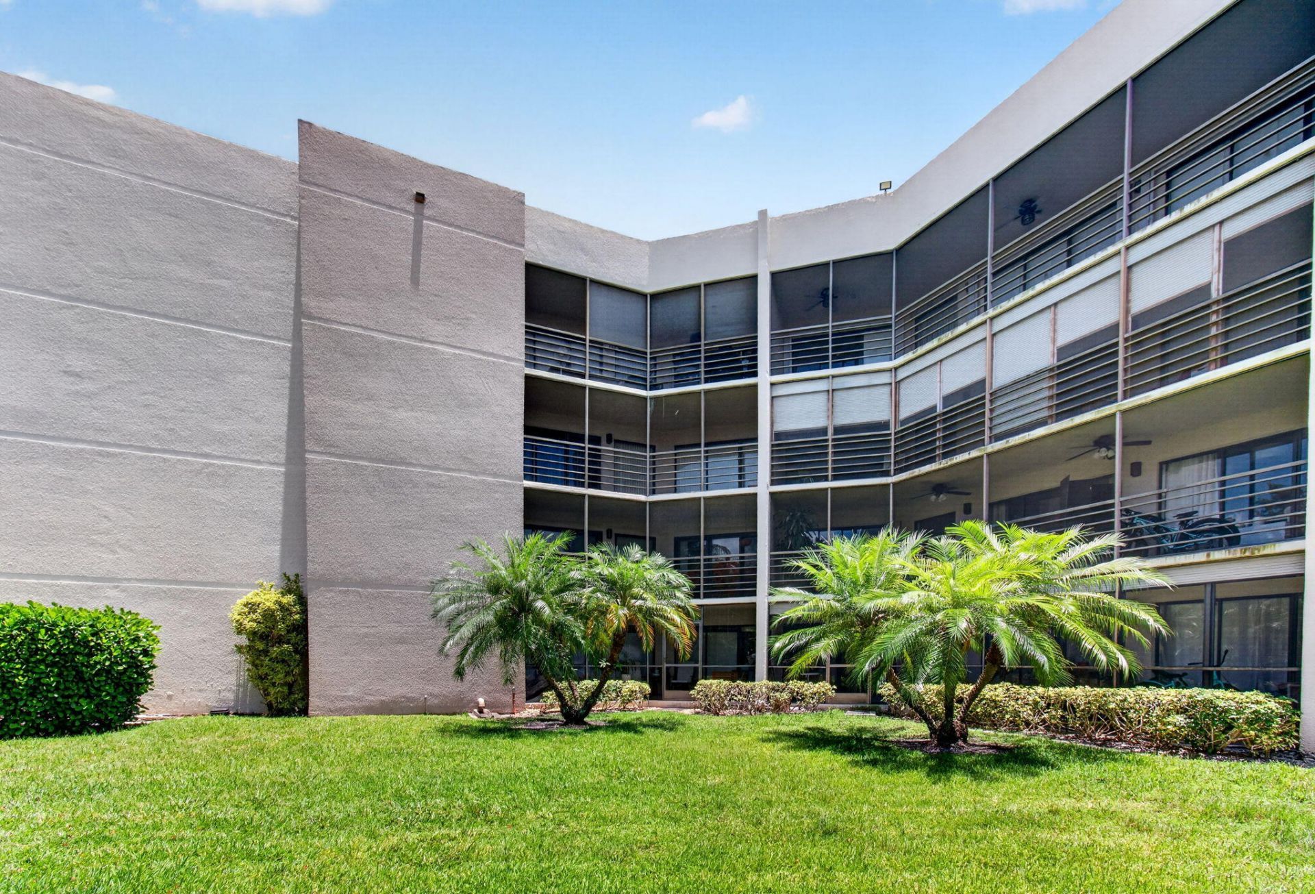 5750 Camino Del Sol, Unit 201, Boca Raton, FL 33433 Photo