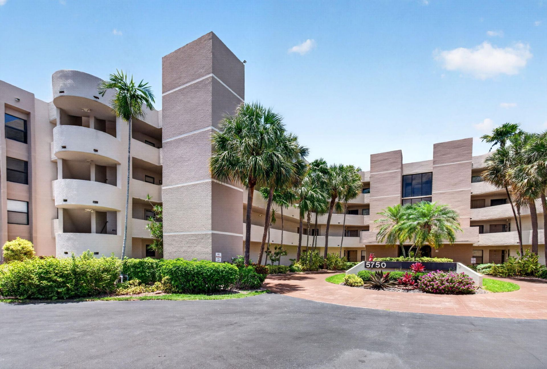 5750 Camino Del Sol, Unit 201, Boca Raton, FL 33433 Photo