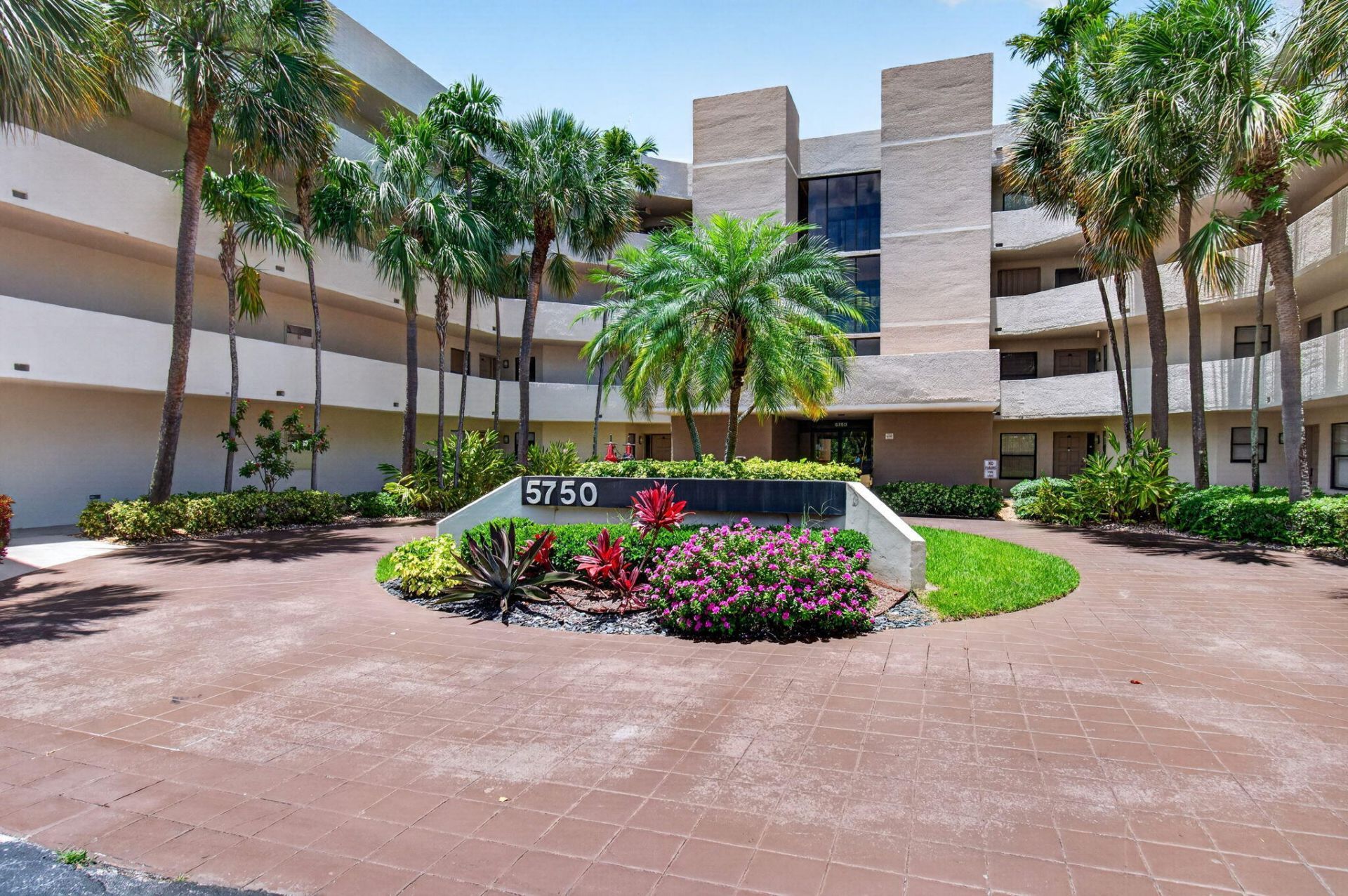 5750 Camino Del Sol, Unit 201, Boca Raton, FL 33433 Photo