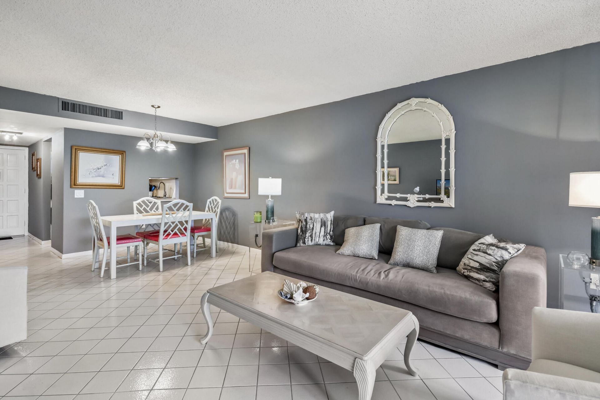 4260 Deste Court, Unit 205, Lake Worth, FL 33467 Photo